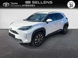 Utilisé 2023 Toyota Yaris Hybrid Design | 22 880 € (Bon prix)