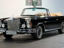 Noir Utilisé 1963 Mercedes 220 SE Cabriolet | 119 000 €