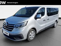 Gris Utilisé 2023 Renault Trafic Intens Van | 38 490 € (Prix juste)