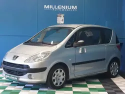 Gris Utilisé 2004 Peugeot 1007 Citadine | 3 990 €