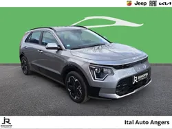 Gris Utilisé 2024 Kia e-Niro 2 SUV | 33 989 € (Prix assez cher)