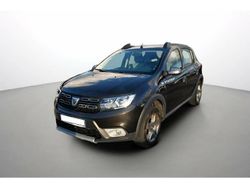Noir Utilisé 2021 Dacia Sandero Stepway Citadine | 12 990 € (Prix juste)