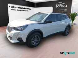 Blanc Utilisé 2022 Peugeot e-2008 Style SUV | 18 290 € (Bon prix)