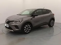 Gris Utilisé 2023 Renault Captur Evolution SUV | 15 999 € (Bon prix)