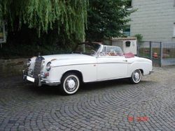 Blanc Utilisé 1958 Mercedes 220 Cabriolet | 128 000 €