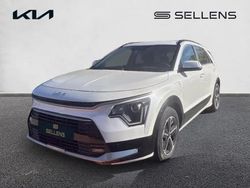 Blanc Utilisé 2022 Kia Niro Motion SUV | 23 480 € (Prix cher)