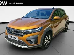 Orange Utilisé 2021 Dacia Sandero Comfort Citadine | 13 499 € (Prix juste)