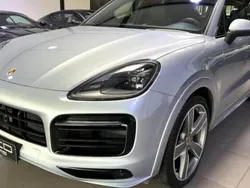 Utilisé 2019 Porsche Cayenne SUV | 77 900 € (Prix cher)