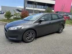 Gris Utilisé 2017 Ford Focus Trend Break | 8 990 € (Super prix)