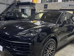 Utilisé 2020 Porsche Cayenne SUV | 72 990 €