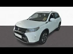 Blanc Utilisé 2025 Suzuki Vitara Style SUV | 24 990 € (Prix assez cher)