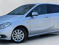 Gris Utilisé 2012 Mercedes B200 Classic Monospace | 7 990 €