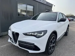 Blanc Utilisé 2024 Alfa Romeo Stelvio Veloce SUV | 61 990 €
