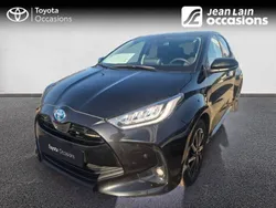 Noir Utilisé 2024 Toyota Yaris Design Berline | 22 990 € (Prix juste)