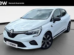 Blanc Utilisé 2022 Renault Clio V LIMITED Citadine | 15 990 € (Prix juste)