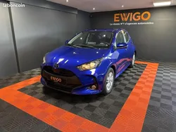 Bleu Nouvelle 2025 Toyota Yaris Hybrid Citadine | 22 790 € (Prix juste)
