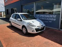 Blanc Utilisé 2010 Renault Clio II Expression Berline | 6 500 € (Prix cher)