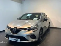 Utilisé 2021 Renault Clio V LIMITED Berline | 12 799 € (Prix juste)