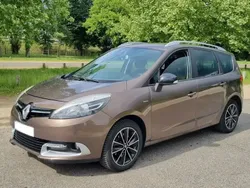 Utilisé 2015 Renault Grand Scénic III LIMITED Monospace | 5 990 € (Bon prix)