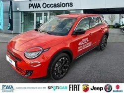 Orange Utilisé 2024 Fiat 600 La Prima | 26 900 € (Prix juste)