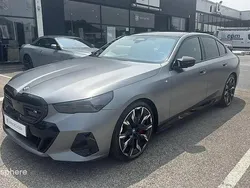 Gris Utilisé 2024 BMW i5 Sport Line Berline | 84 999 € (Prix cher)