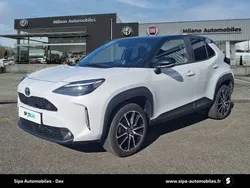 Gris Utilisé 2023 Toyota Yaris Hybrid Sport | 25 990 € (Prix assez cher)
