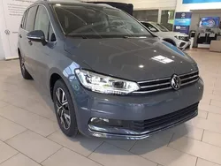 Gris Utilisé 2025 VW Touran Style Monospace | 49 490 € (Prix cher)