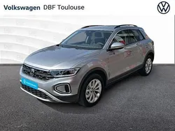 Gris Utilisé 2025 VW T-Roc Life SUV | 31 980 € (Prix assez cher)