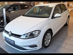 Blanc oryx Utilisé 2019 VW Golf VII Business Berline | 14 989 € (Prix juste)