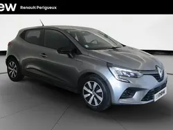Gris Utilisé 2023 Renault Clio V Equilibre Citadine | 16 490 € (Prix juste)