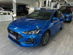 Bleu Utilisé 2025 Ford Focus ST-Line X Berline | 28 490 € (Prix cher)