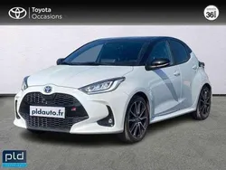 Utilisé 2023 Toyota Yaris Hybrid Sport Berline | 21 990 € (Prix cher)
