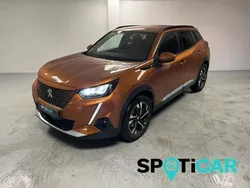 Orange Utilisé 2021 Peugeot e-2008 Allure SUV | 16 290 € (Prix juste)