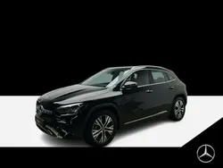 Noir Utilisé 2024 Mercedes GLA200 Progressive SUV | 43 579 € (Prix juste)
