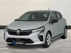 Utilisé 2023 Renault Clio V Evolution Berline | 16 799 € (Prix juste)