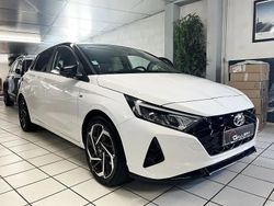 Blanc Utilisé 2021 Hyundai i20 Berline | 16 300 € (Prix juste)