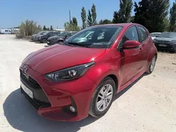 Rouge Utilisé 2023 Mazda 2 | 16 990 € (Prix juste)