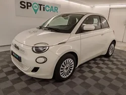 Blanc Utilisé 2022 Fiat 500e Action Citadine | 14 490 € (Prix juste)