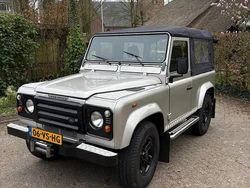 Beige Occasion 2000 Land Rover Defender SUV | 34 900 € (Prix cher)