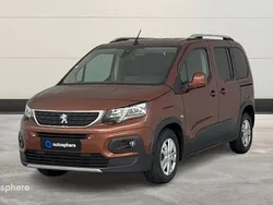 Utilisé 2021 Peugeot Rifter Allure Monospace | 18 999 € (Prix juste)