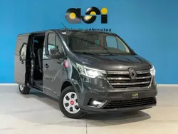Gris Nouvelle 2025 Renault Trafic Van | 40 990 € (Prix cher)