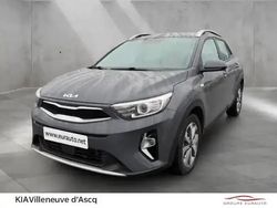 Gris météore métallisé Occasion 2023 Kia Stonic Active SUV | 17 490 € (Prix juste)
