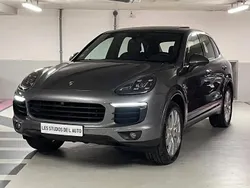 Gris Utilisé 2015 Porsche Cayenne SUV | 49 950 €