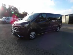 Gris Utilisé 2024 Renault Trafic Intens Van | 41 890 € (Prix assez cher)