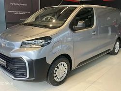 Gris Utilisé 2024 Toyota Proace Van | 35 490 € (Prix assez cher)