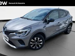 Gris Utilisé 2024 Renault Captur Evolution SUV | 18 990 € (Prix juste)