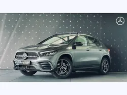 Gris Utilisé 2024 Mercedes GLA250 AMG line SUV | 43 889 € (Prix juste)