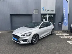 Utilisé 2019 Ford Focus ST-Line Berline | 14 490 € (Prix juste)