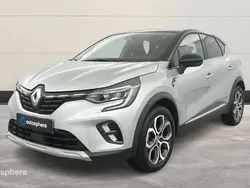 Gris Utilisé 2023 Renault Captur Techno SUV | 19 299 € (Prix juste)