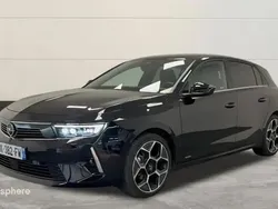 Noir Utilisé 2022 Opel Astra Ultimate Berline | 21 999 € (Prix juste)